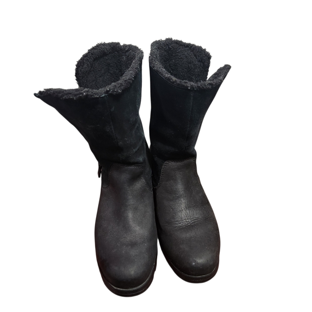 Sorel Cozy Black Boots with Lining